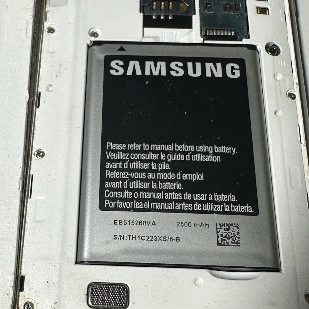 Samsung Galaxy Note 1 GT-N7000 – Cracked Screen – Swollen Battery HT775